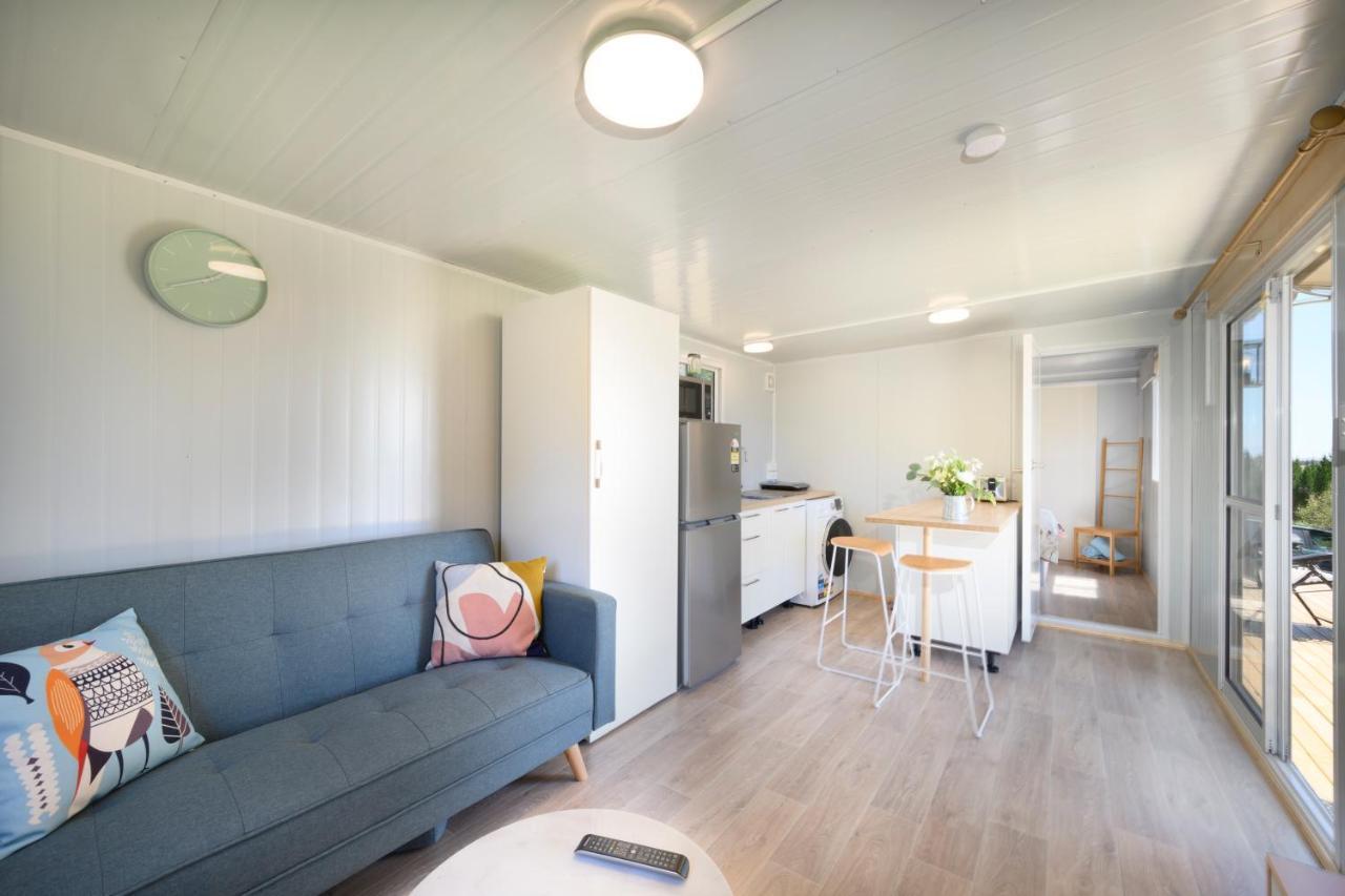 Cosy Cabin To Stay Even Better Than Glamping Pukekohe Екстериор снимка